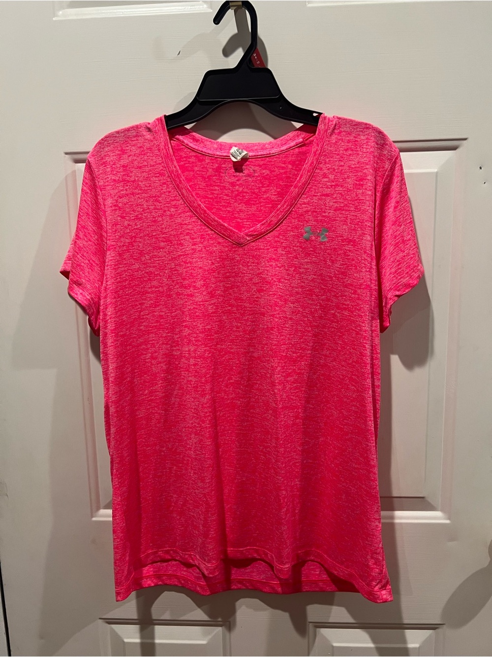 Under Armour Women's Heather Hot Pink V-Neck Short Sleeve Tee